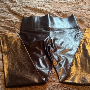 Carbon 38 croc print Leggings